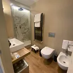 Casa Leoncino 4*