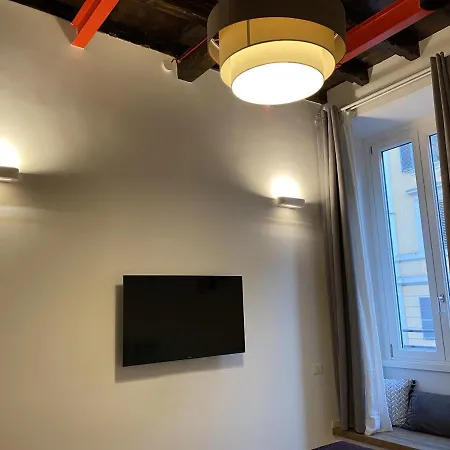 Casa Leoncino Bed & Breakfast 4*