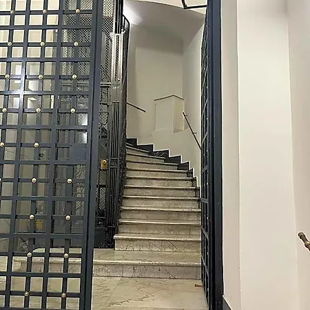 Casa Leoncino B&B 4*